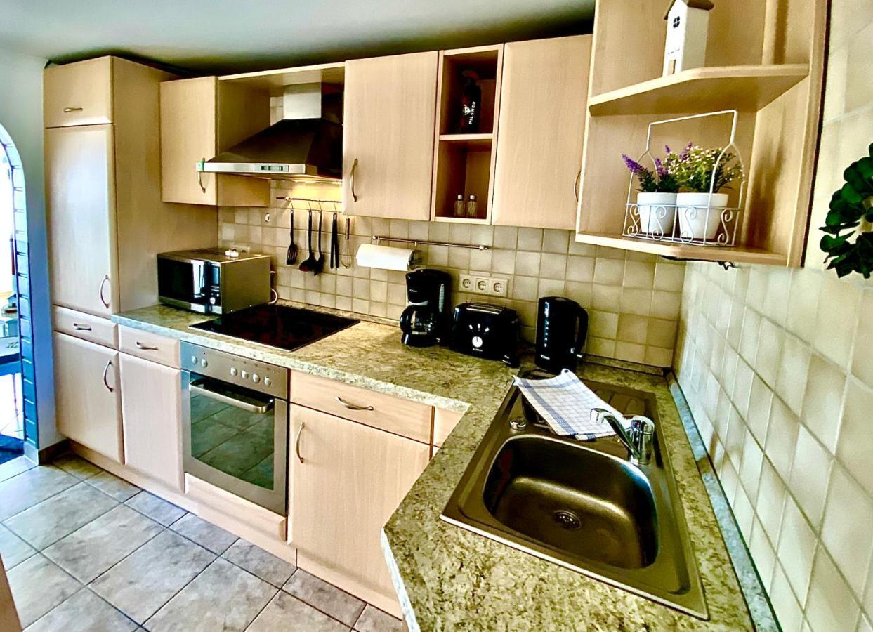 Gemuetliche Ferienwohnung Sagard Extérieur photo